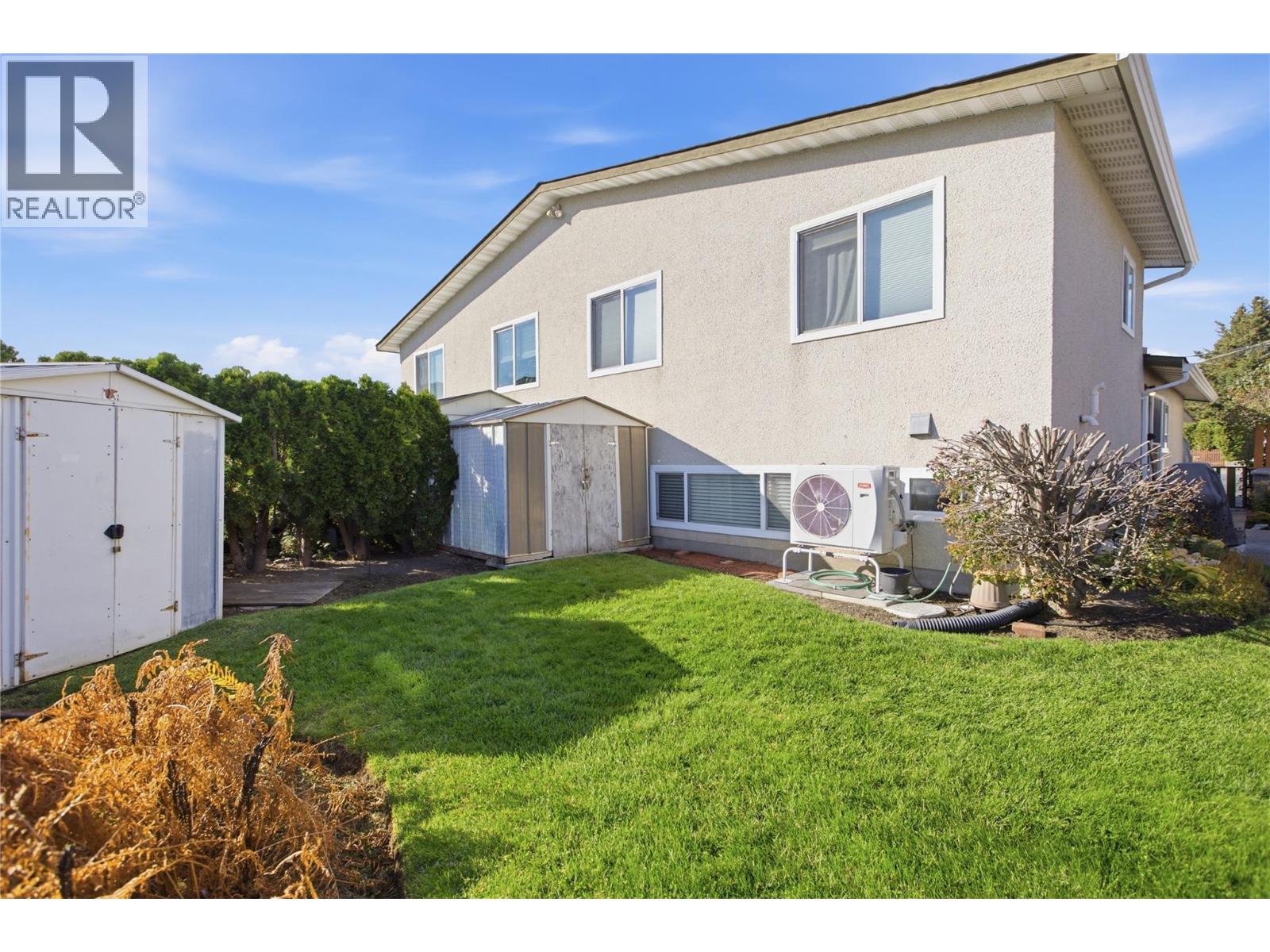 152 Elm Avenue, Kamloops - Image 1