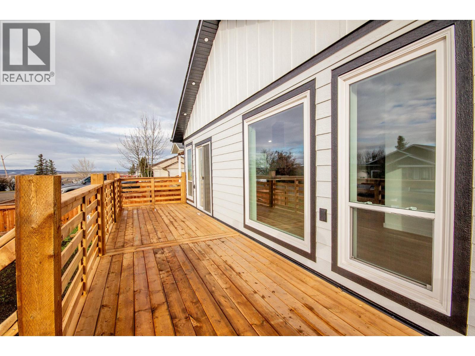 404 99 Avenue - 12
