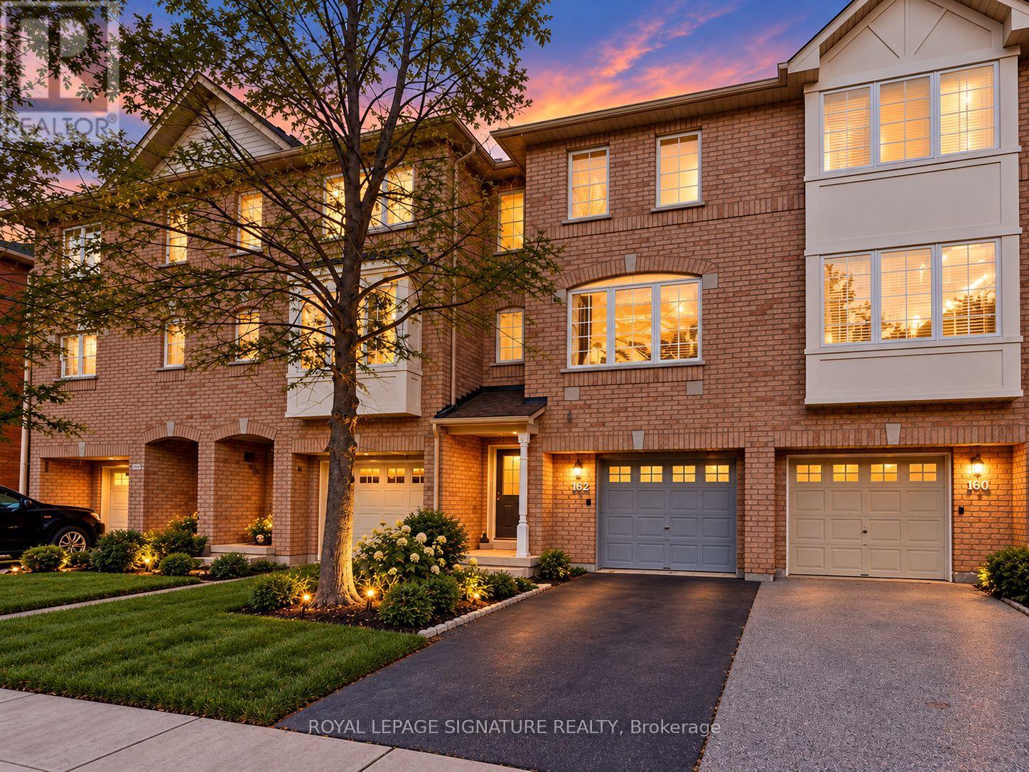 Photo of 80 Acorn Place