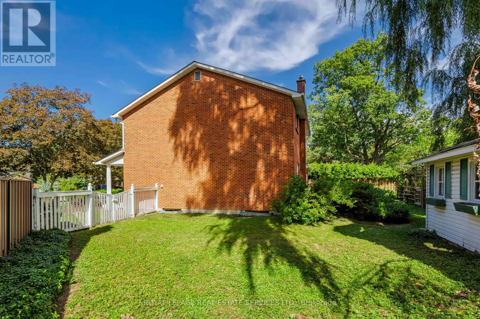 1326 PRINCE ALBERT COURT - 44