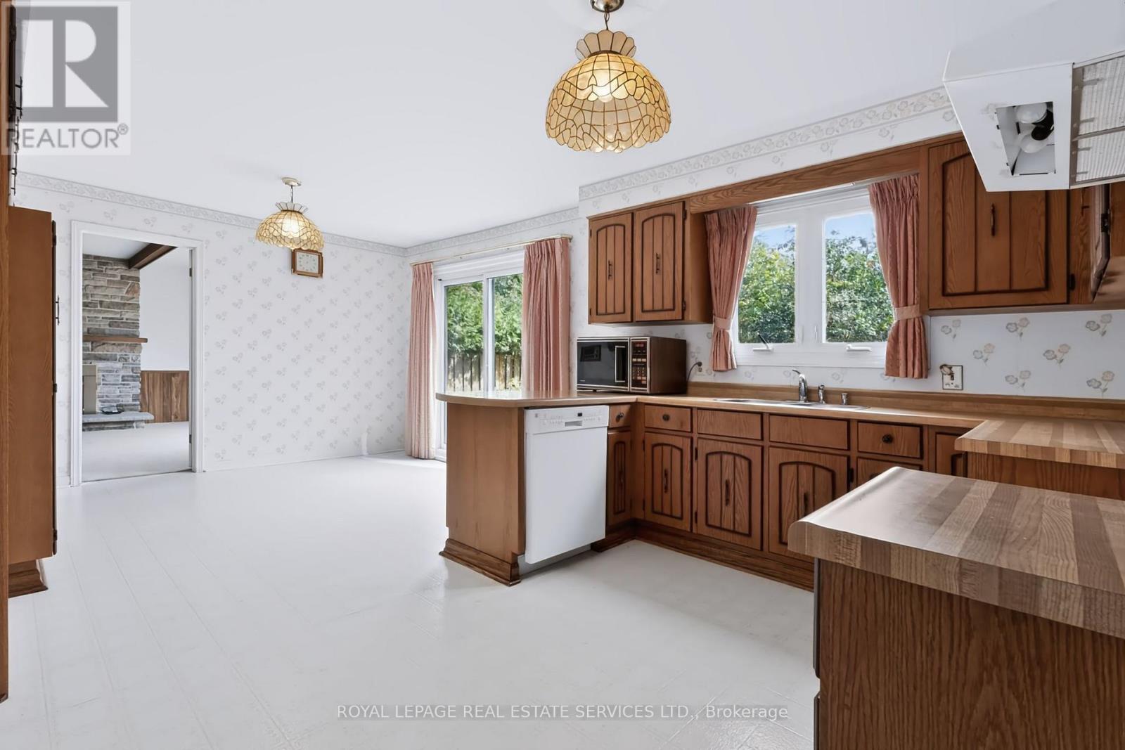 1326 Prince Albert Court, Mississauga, ON photo 7