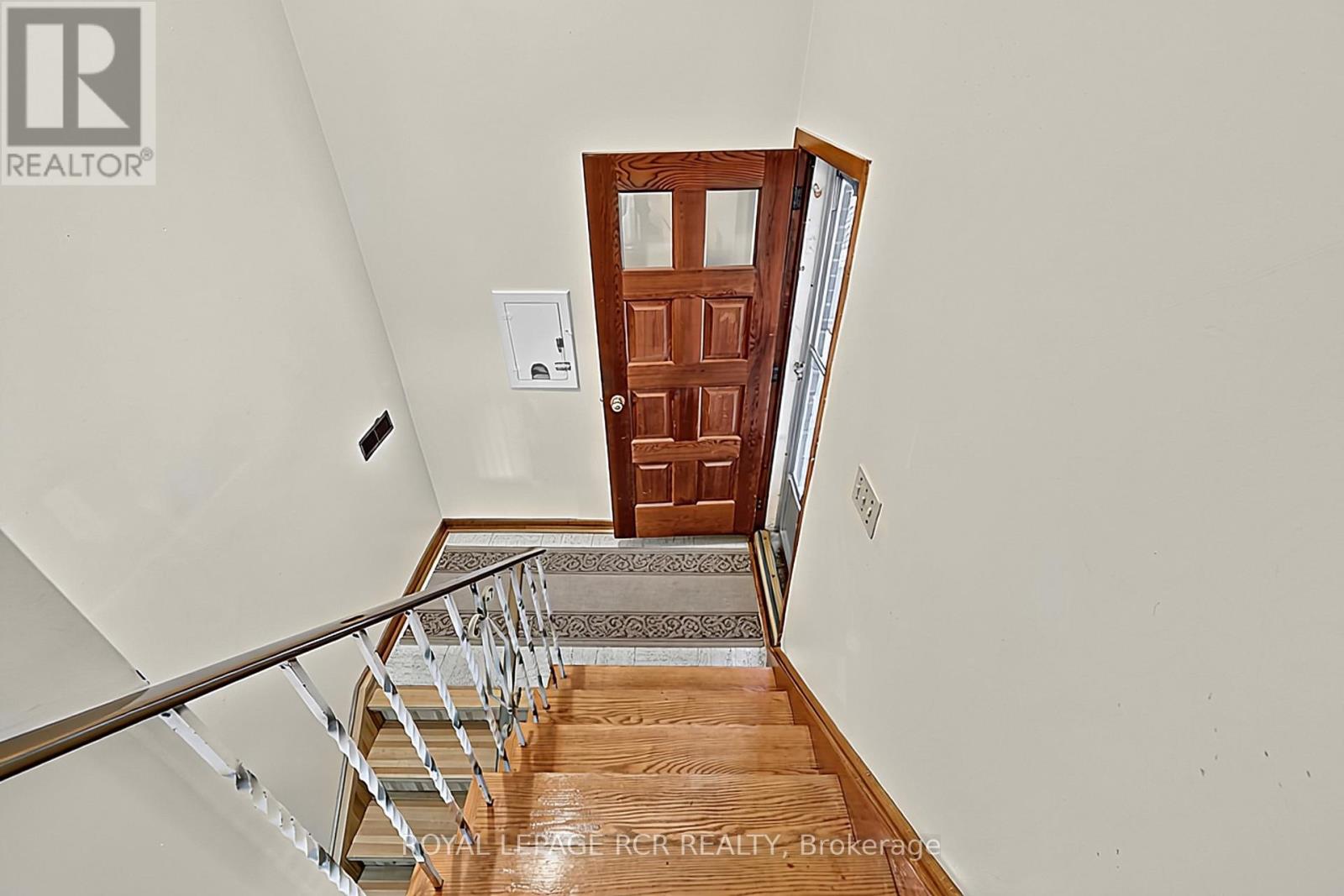 32 BARTEL DRIVE - 22