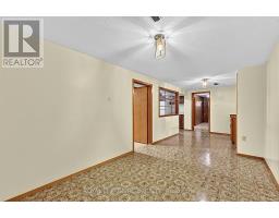 32 Bartel Drive, Toronto, ON M3N1C9 Photo 30