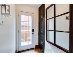 Pantry - 3537 Autumnleaf Crescent, Mississauga, ON L5L1K6 Photo 7