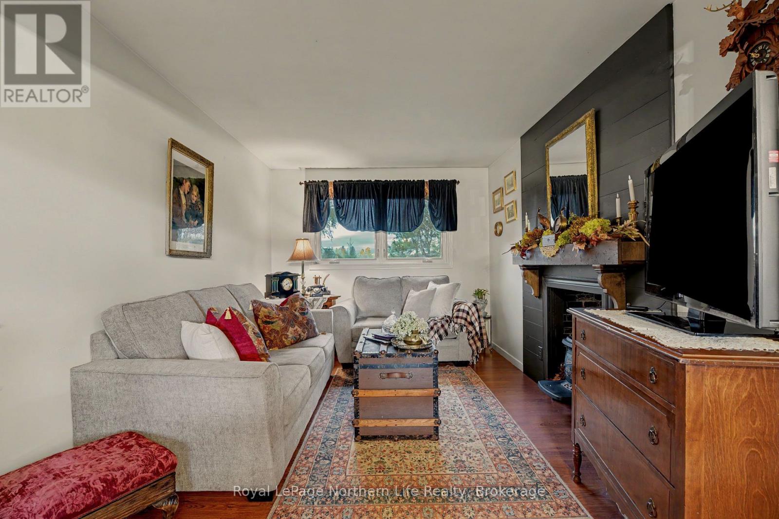 57 Homestead Road — photo 13