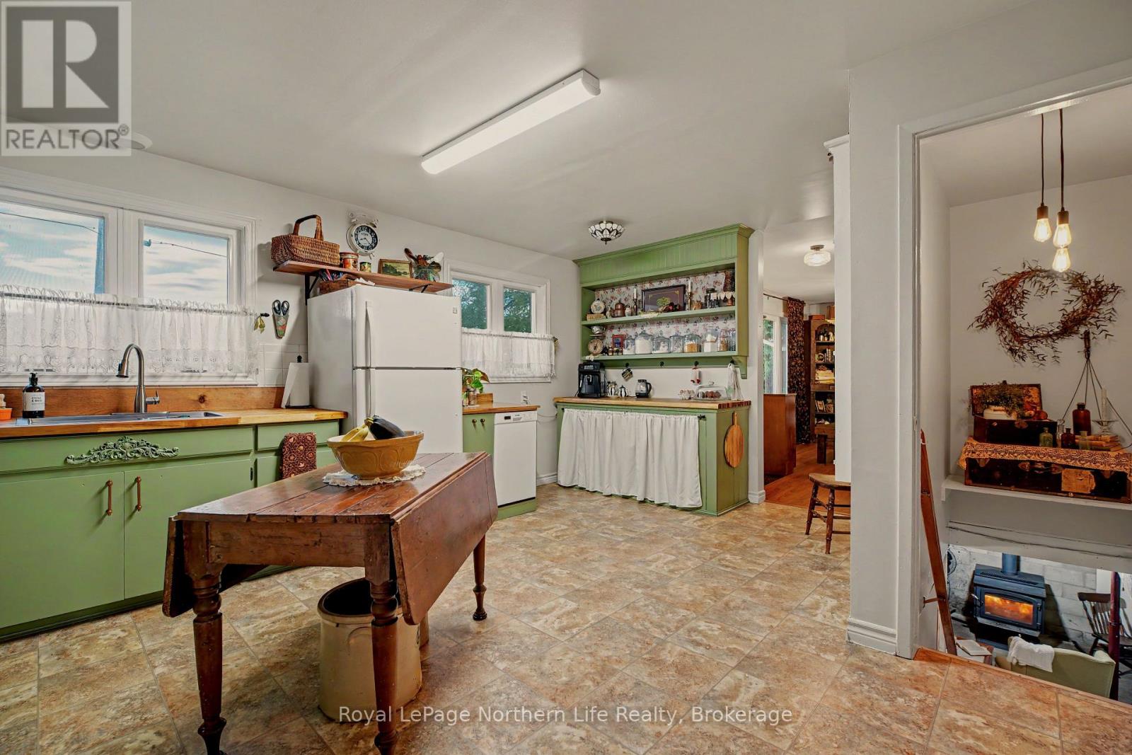57 Homestead Road — photo 7