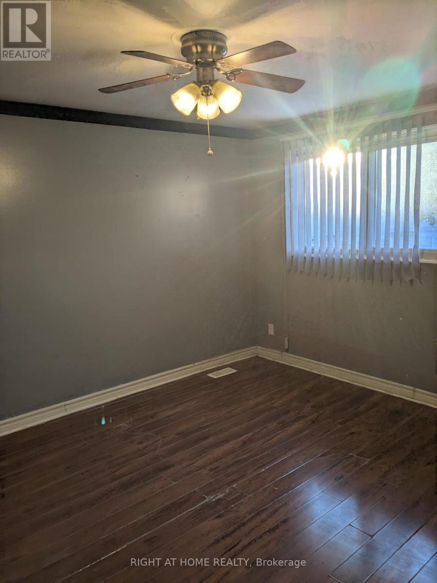 529 Parkview Crescent — photo 4