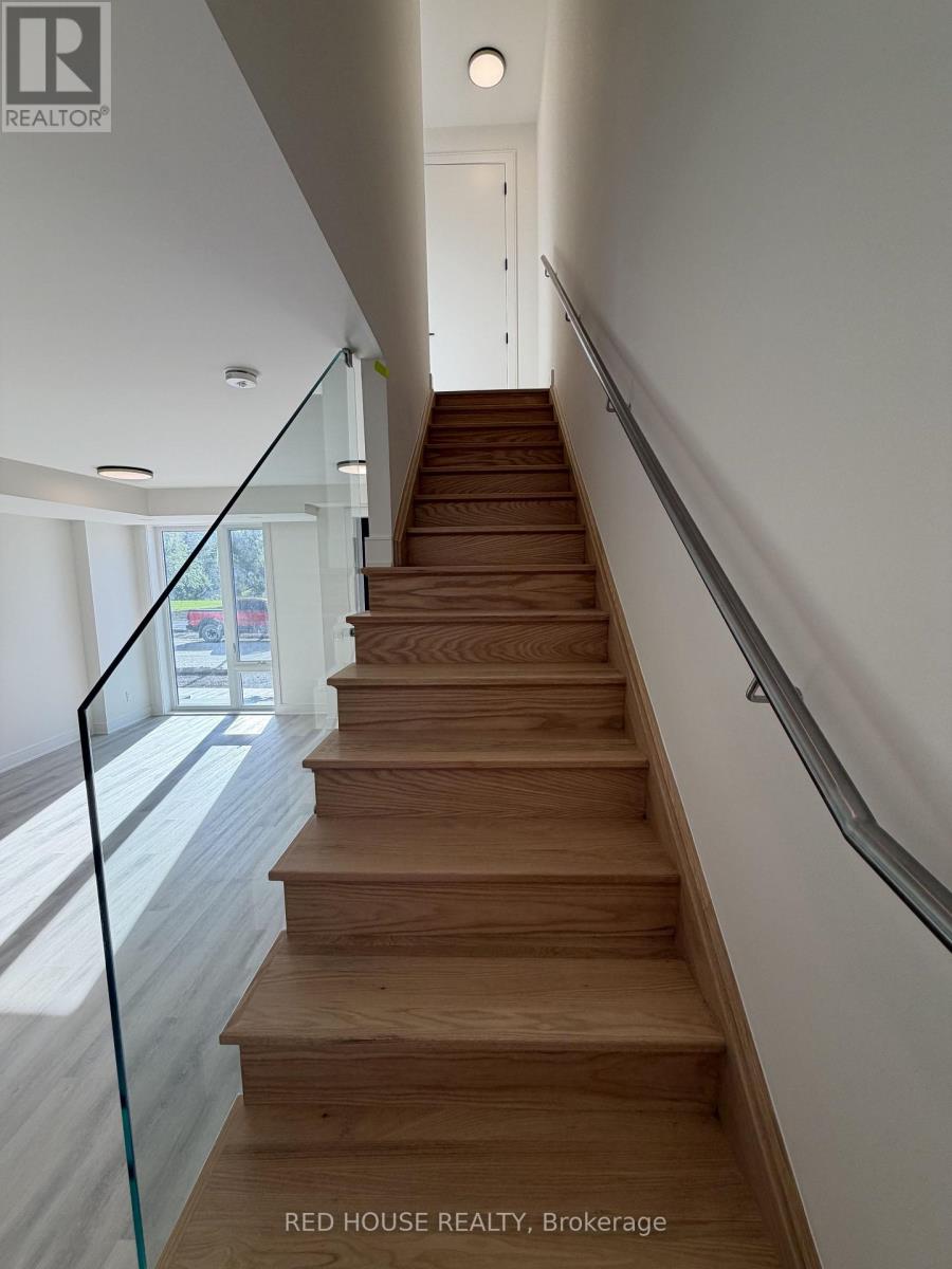 282 Ellis Avenue — photo 10