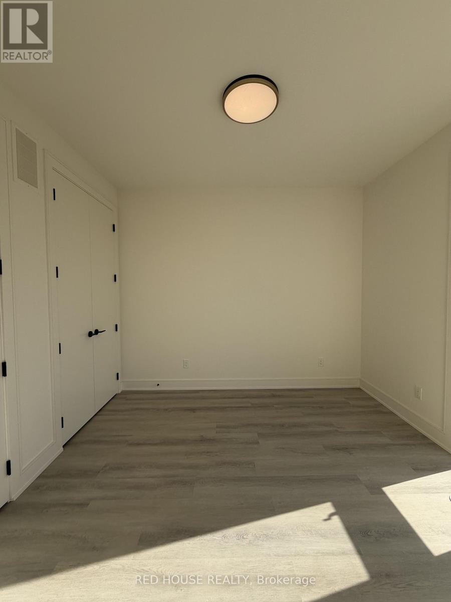 282 Ellis Avenue — photo 12