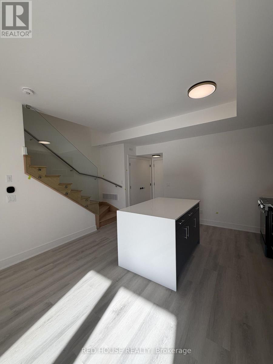 282 Ellis Avenue — photo 7