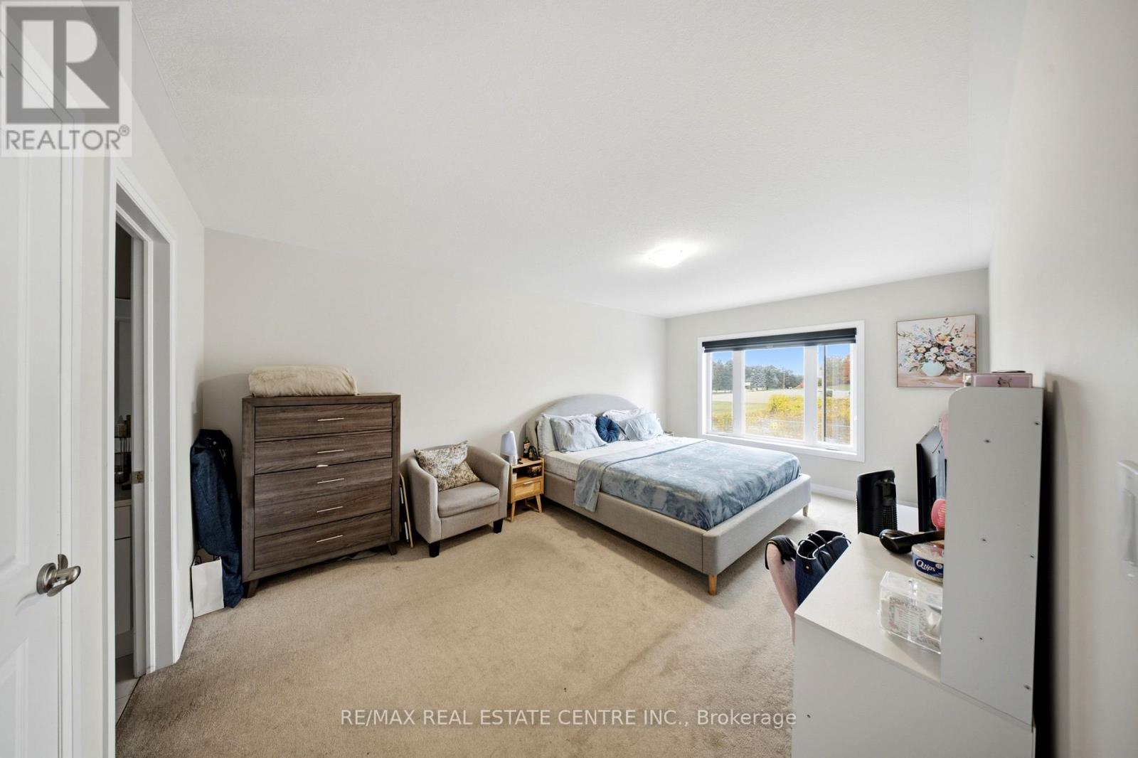 57 PROGRESS CRESCENT - 17