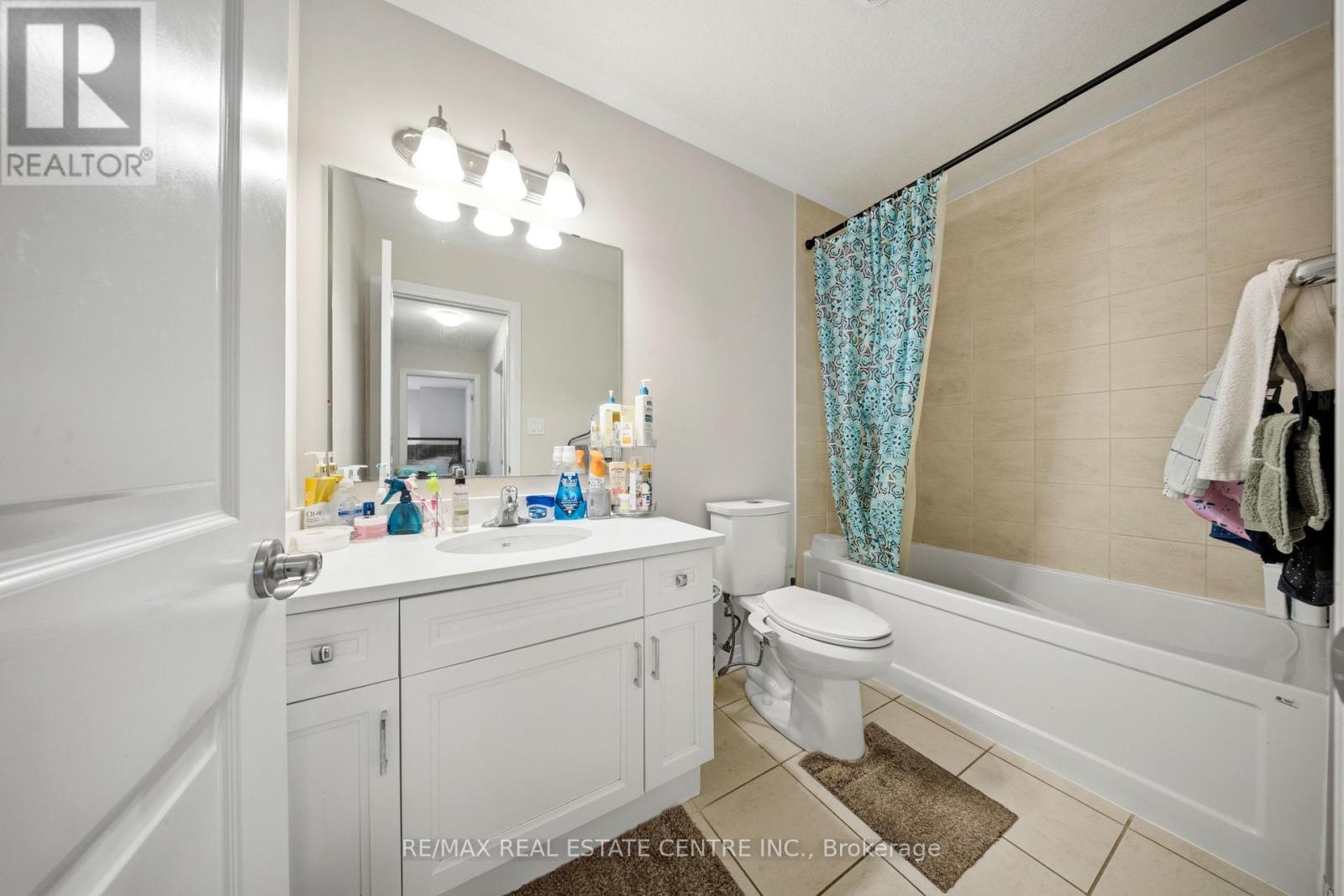 57 PROGRESS CRESCENT - 21