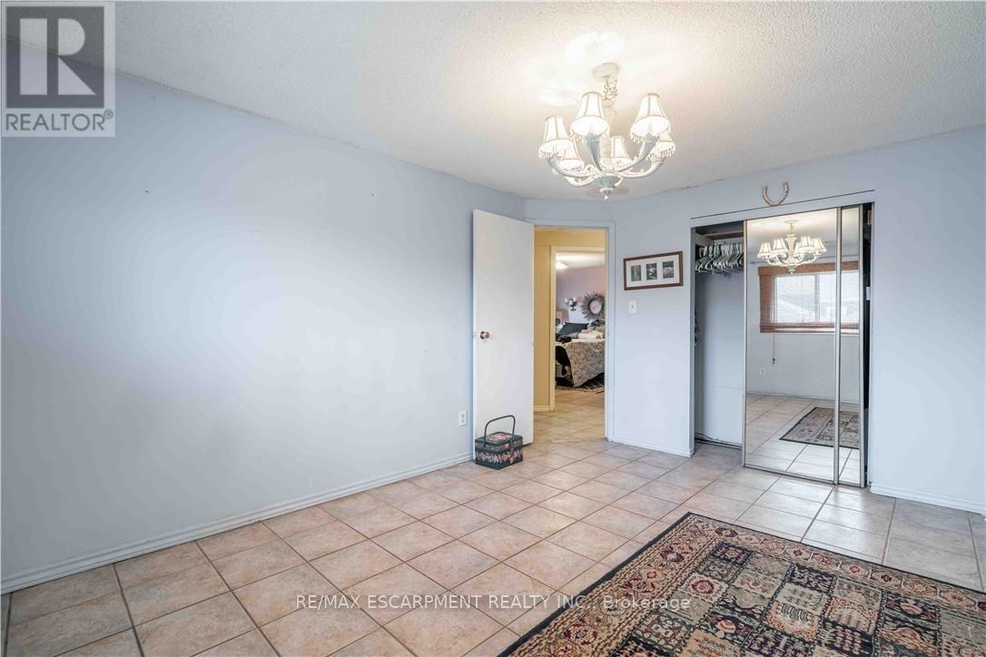 374 Upper Wentworth Street West, Hamilton, ON photo 22