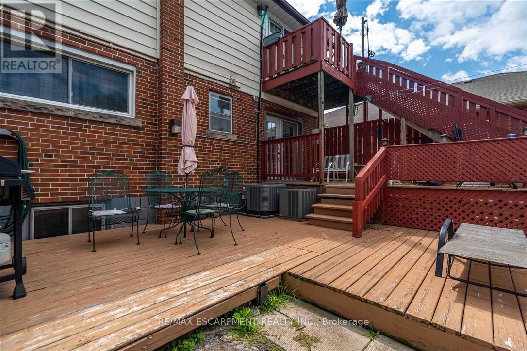 374 Upper Wentworth Street West, Hamilton, ON photo 42