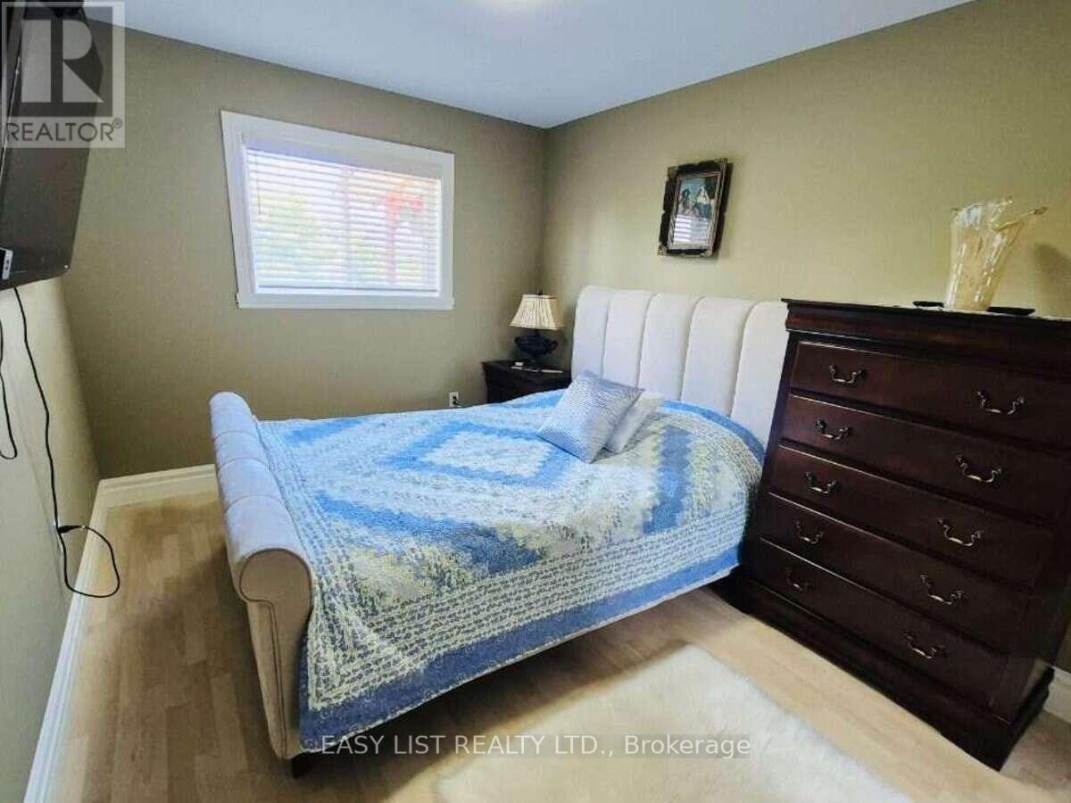 1589 Meridian Street, Windsor, ON photo 17