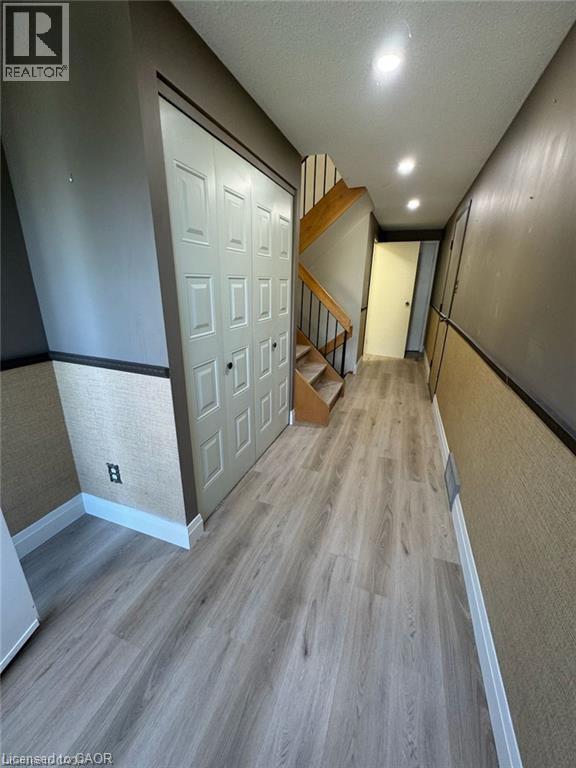 14 BRIAR KNOLL Place — photo 3