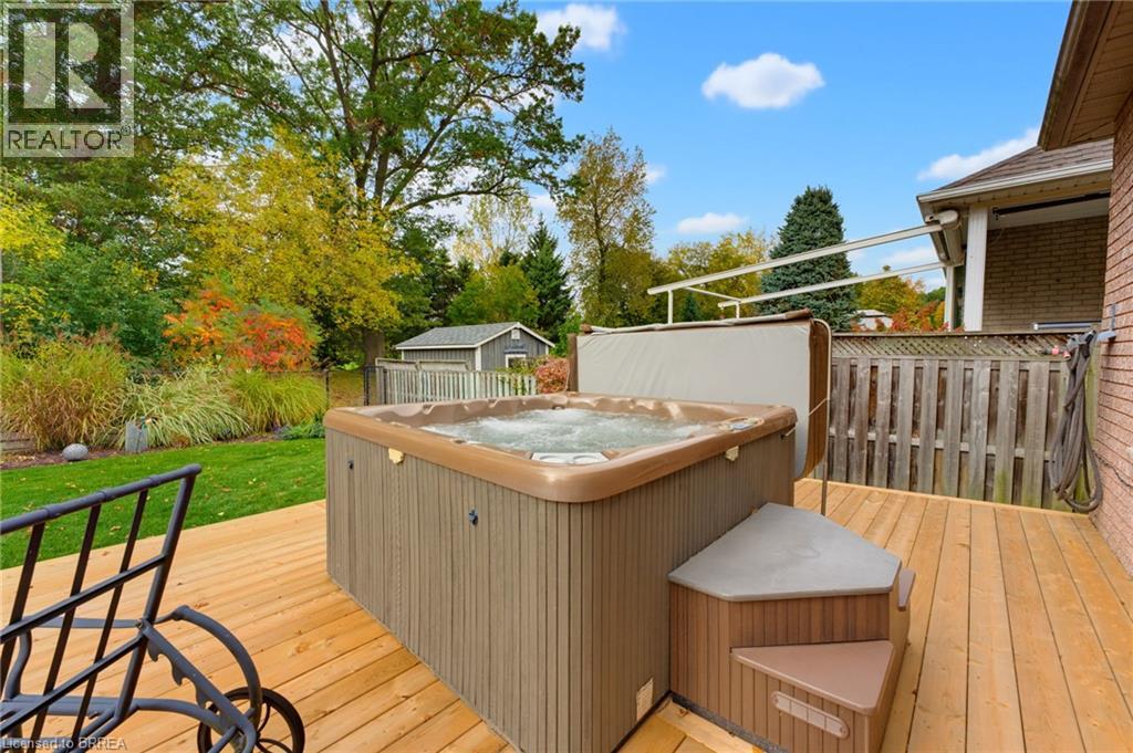 70 Carmichael Crescent — photo 31