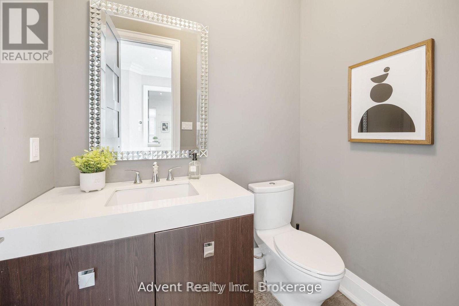 141 Connaught Avenue — photo 25