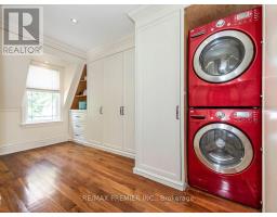 35 Yorkdale Crescent, Toronto, ON M9M1C2 Photo 29