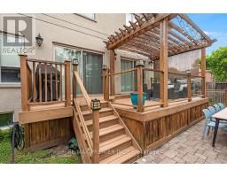 35 Yorkdale Crescent, Toronto, ON M9M1C2 Photo 38