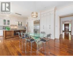 35 Yorkdale Crescent, Toronto, ON M9M1C2 Photo 16
