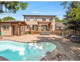 35 Yorkdale Crescent, Toronto, ON M9M1C2 Photo 43