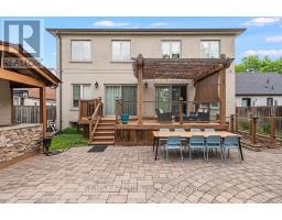 35 Yorkdale Crescent, Toronto, ON M9M1C2 Photo 41