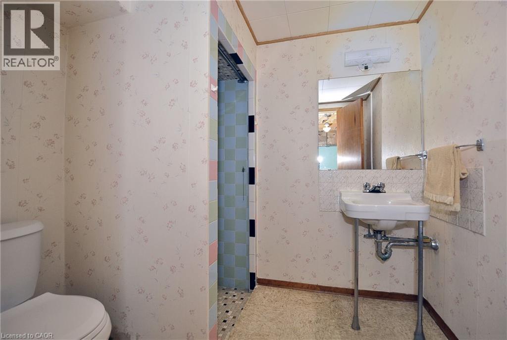 113 FIRST Avenue W - 22