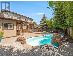 35 Yorkdale Crescent, Toronto, ON M9M1C2 Photo 42