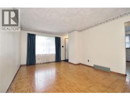 Recreation room - 113 First Avenue W, Cambridge, ON N1S2B5 Photo 6