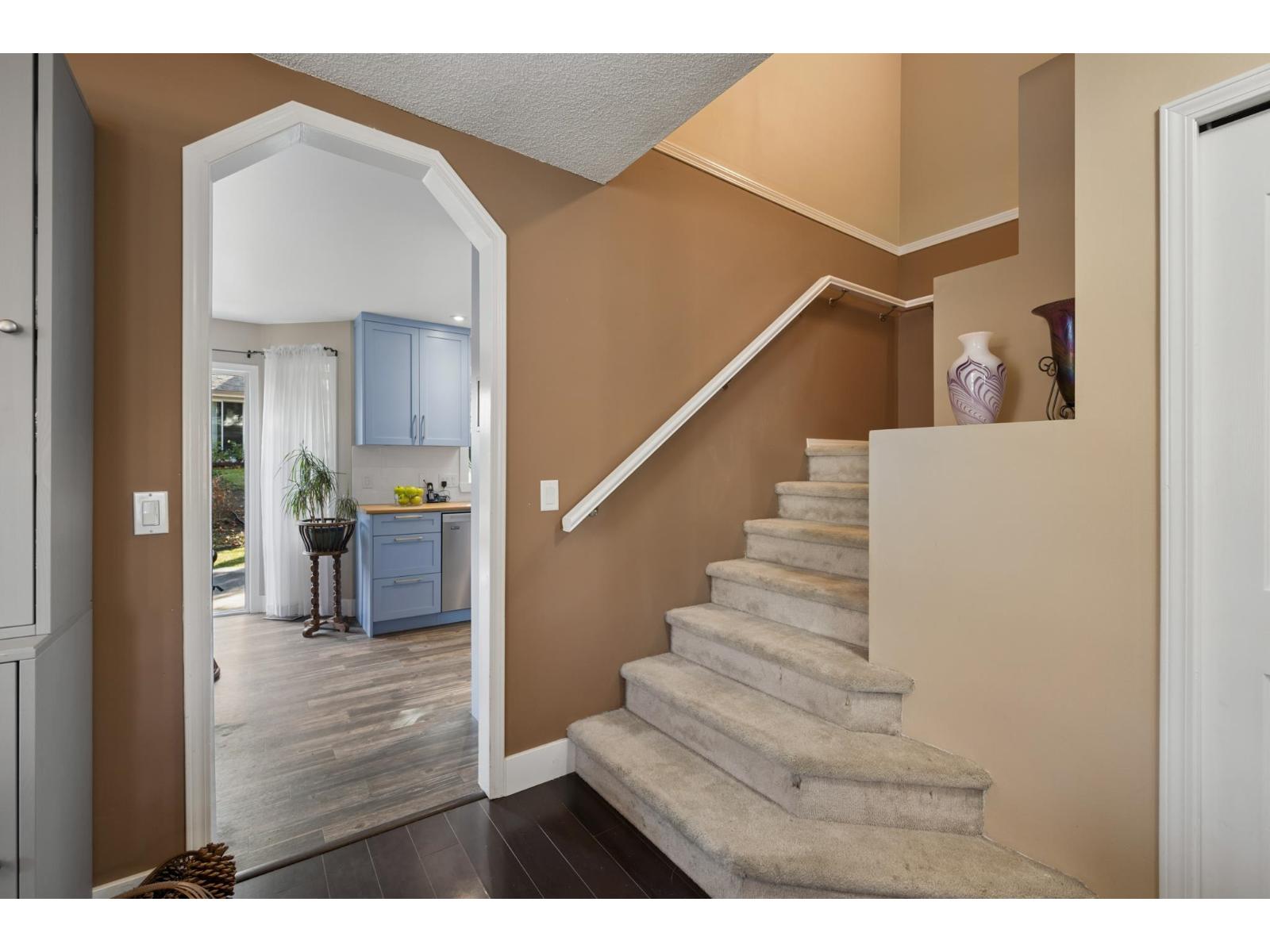 Photo of 21 9045 WALNUT GROVE DRIVE 23