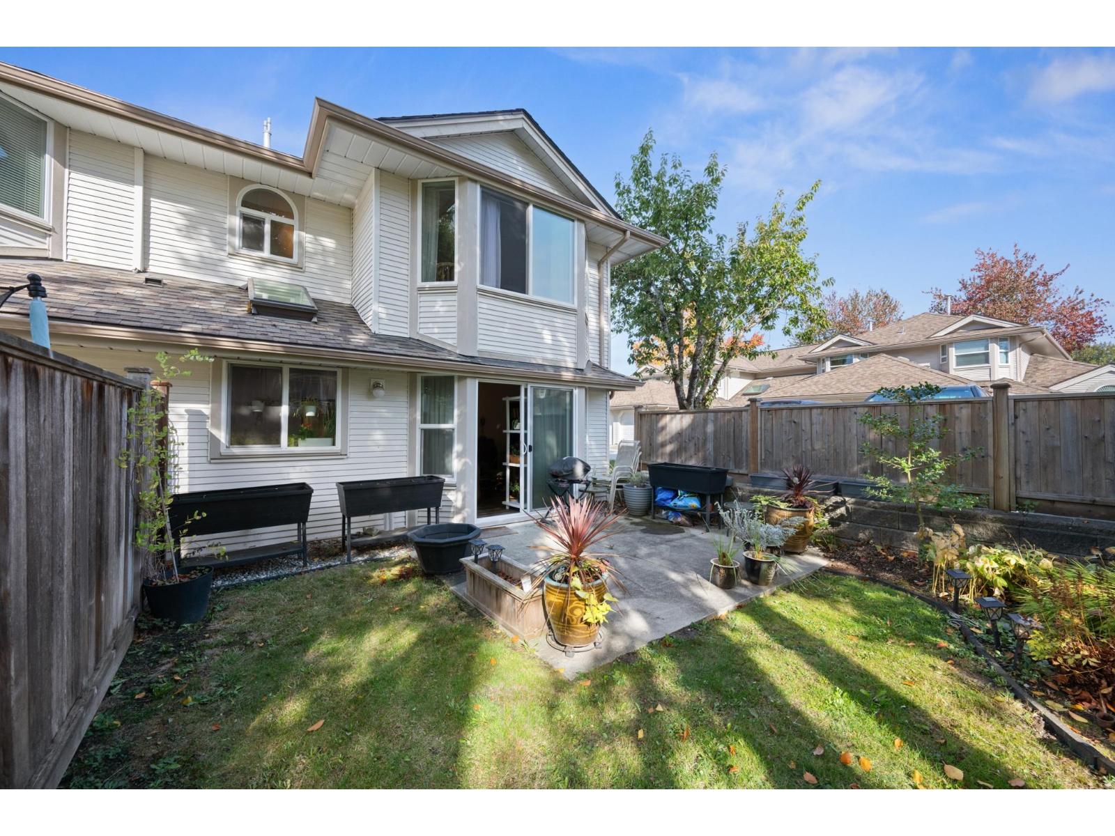 Photo of 21 9045 WALNUT GROVE DRIVE 32