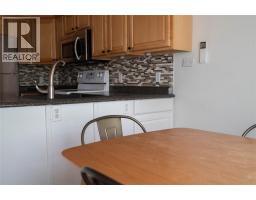 7424 Lakeshore Road, Lambton Shores, ON N0N1J3 Photo 8