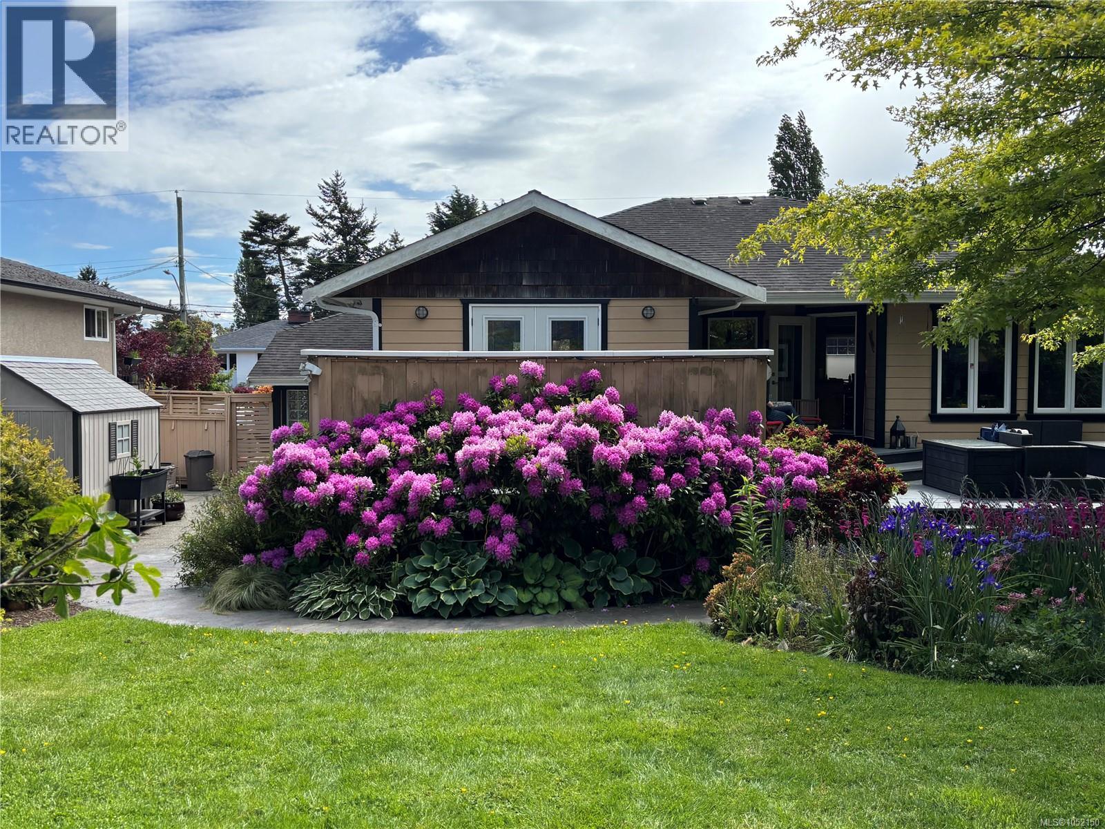 1158 Hadfield Ave - 37