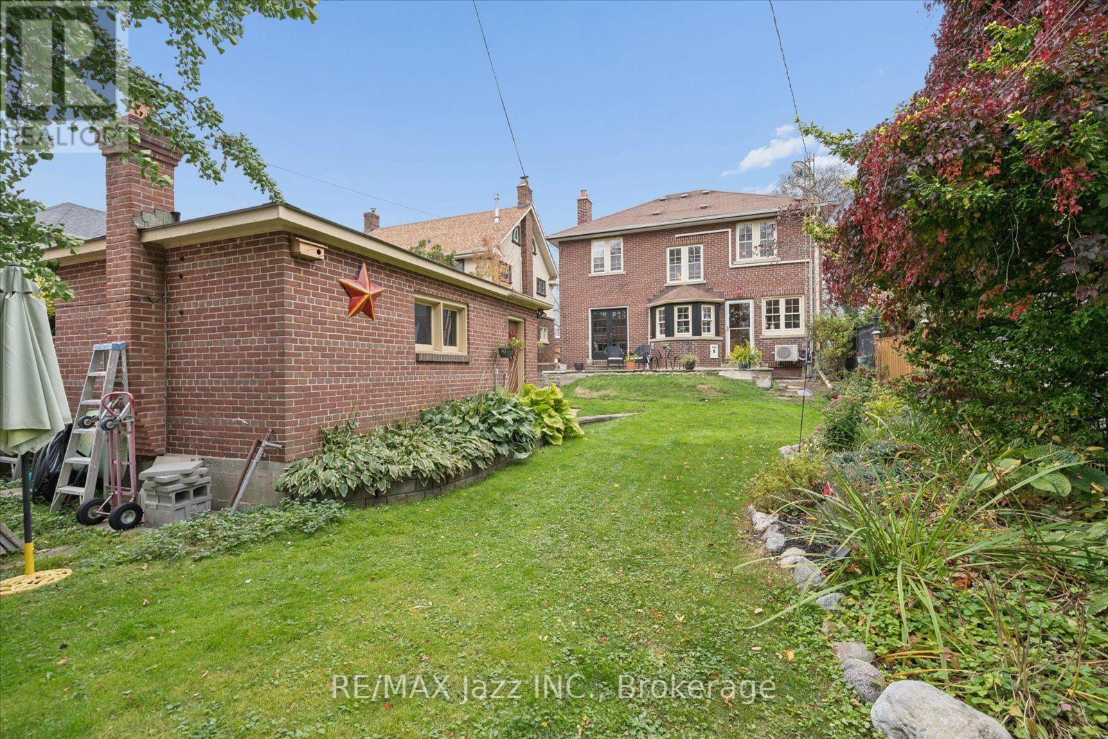 621 Masson Street, Oshawa, ON photo 47