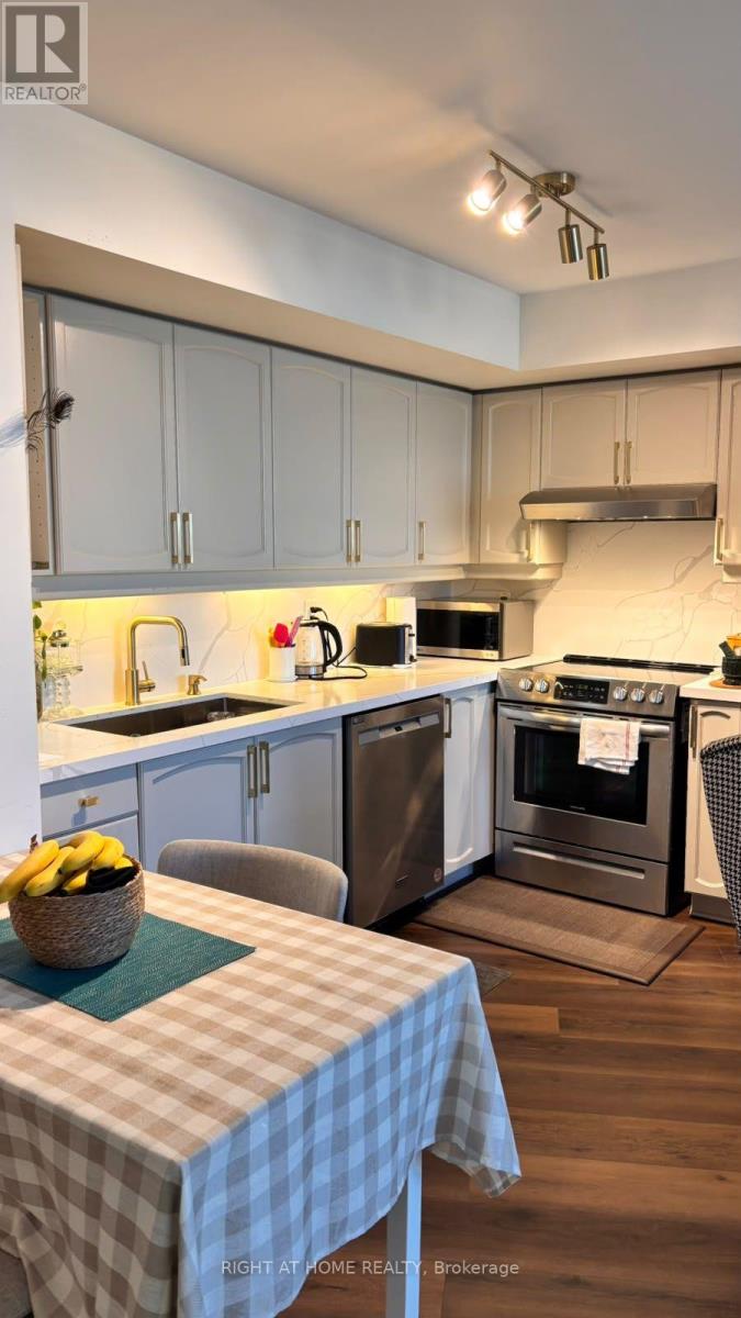 #2709 710 HUMBERWOOD BOULEVARD - 12