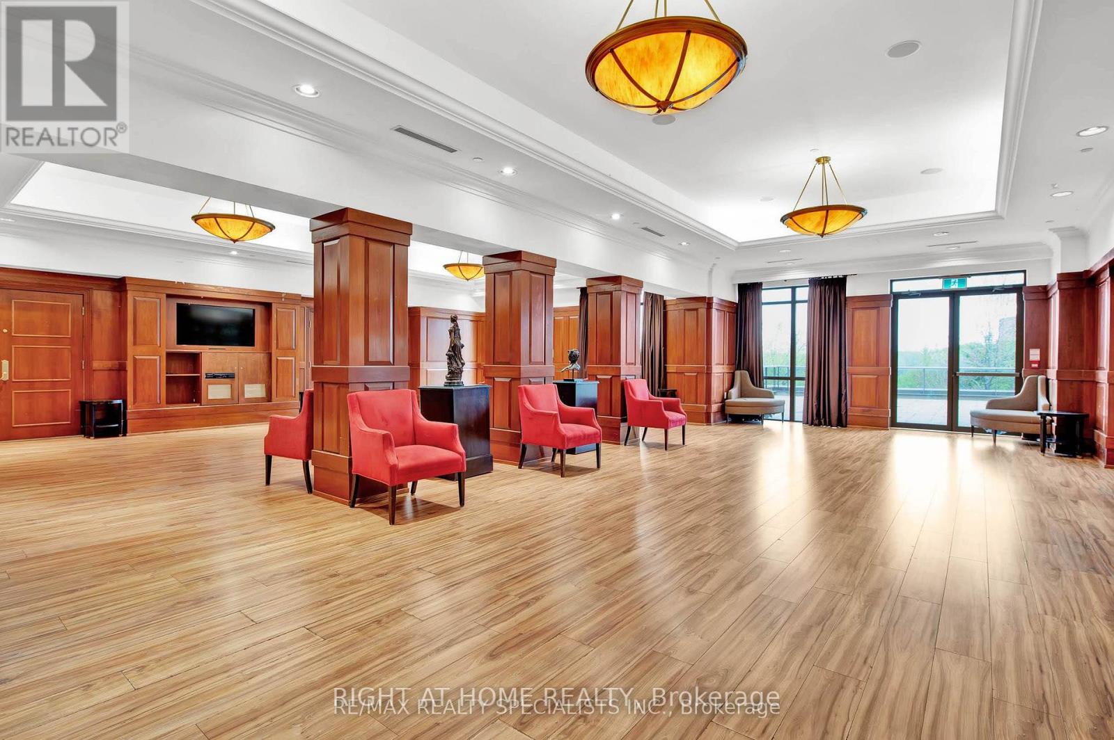 #2709 710 HUMBERWOOD BOULEVARD - 32