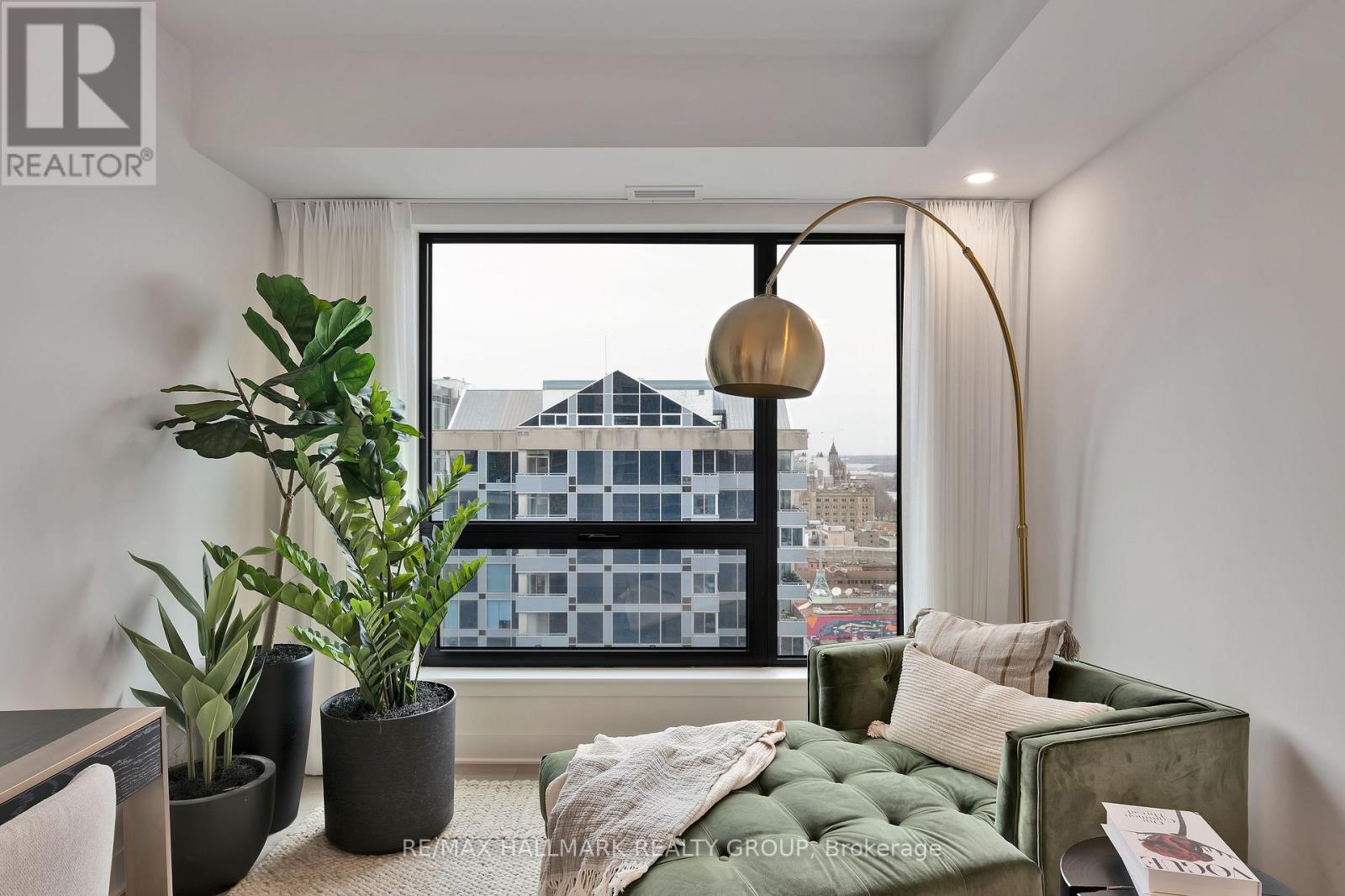 #2202 180 GEORGE STREET - 14