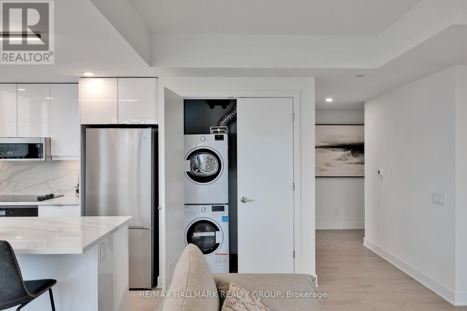 #2202 180 GEORGE STREET - 13
