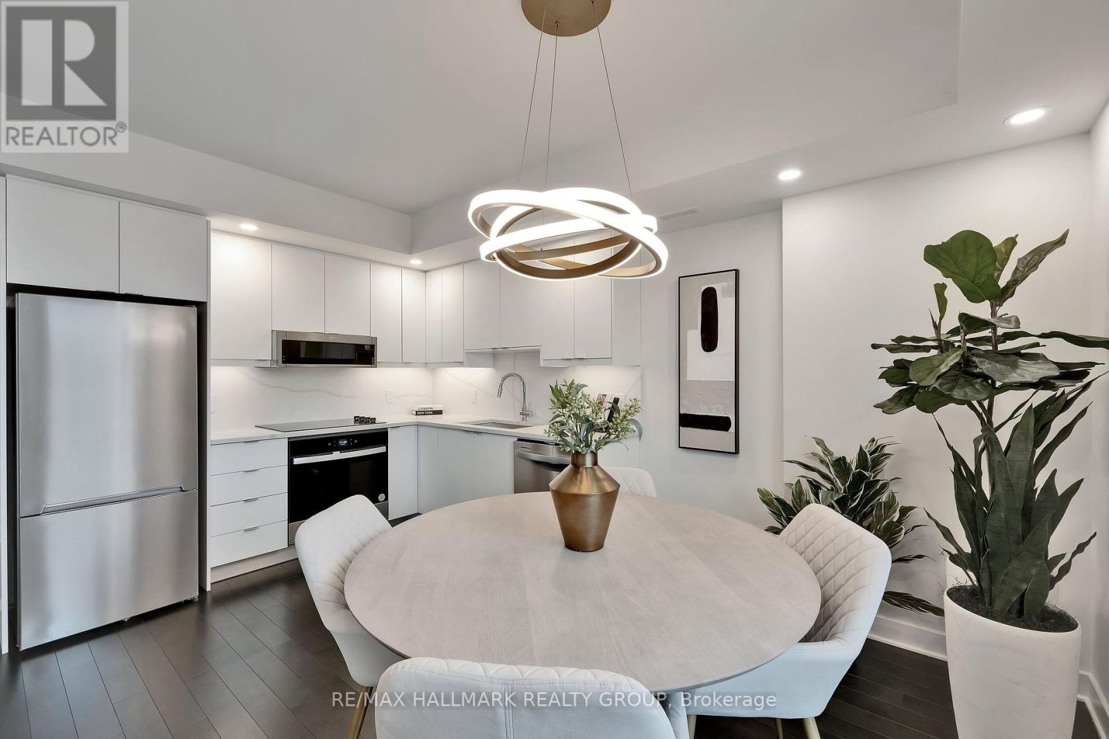 180 George Street — photo 11