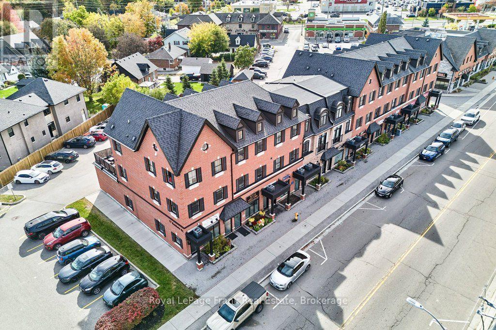 17 Baldwin Street North — photo 15