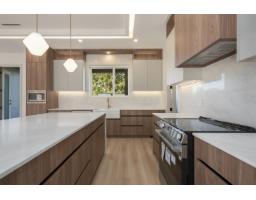 102 14753 111a Avenue, Surrey, BC V3R2E2 Photo 11