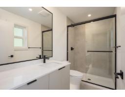 102 14753 111a Avenue, Surrey, BC V3R2E2 Photo 18