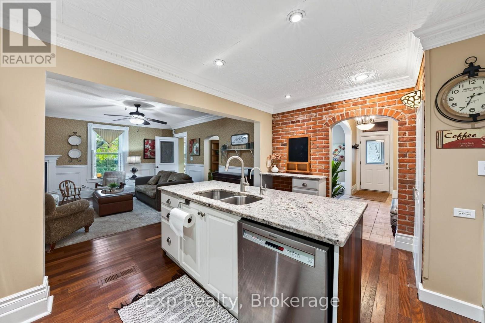 341 Metcalf Street, Tweed), ON photo 8
