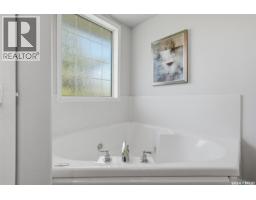 115 Braeshire Lane, Saskatoon, SK S7V1A1 Photo 24