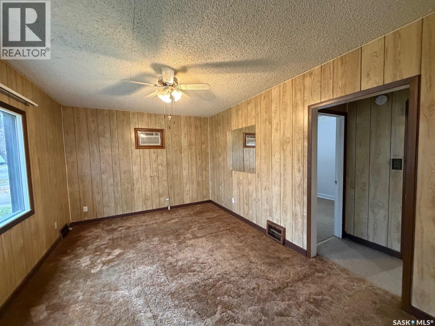 182 Fourth AVENUE N, Yorkton — photo 3