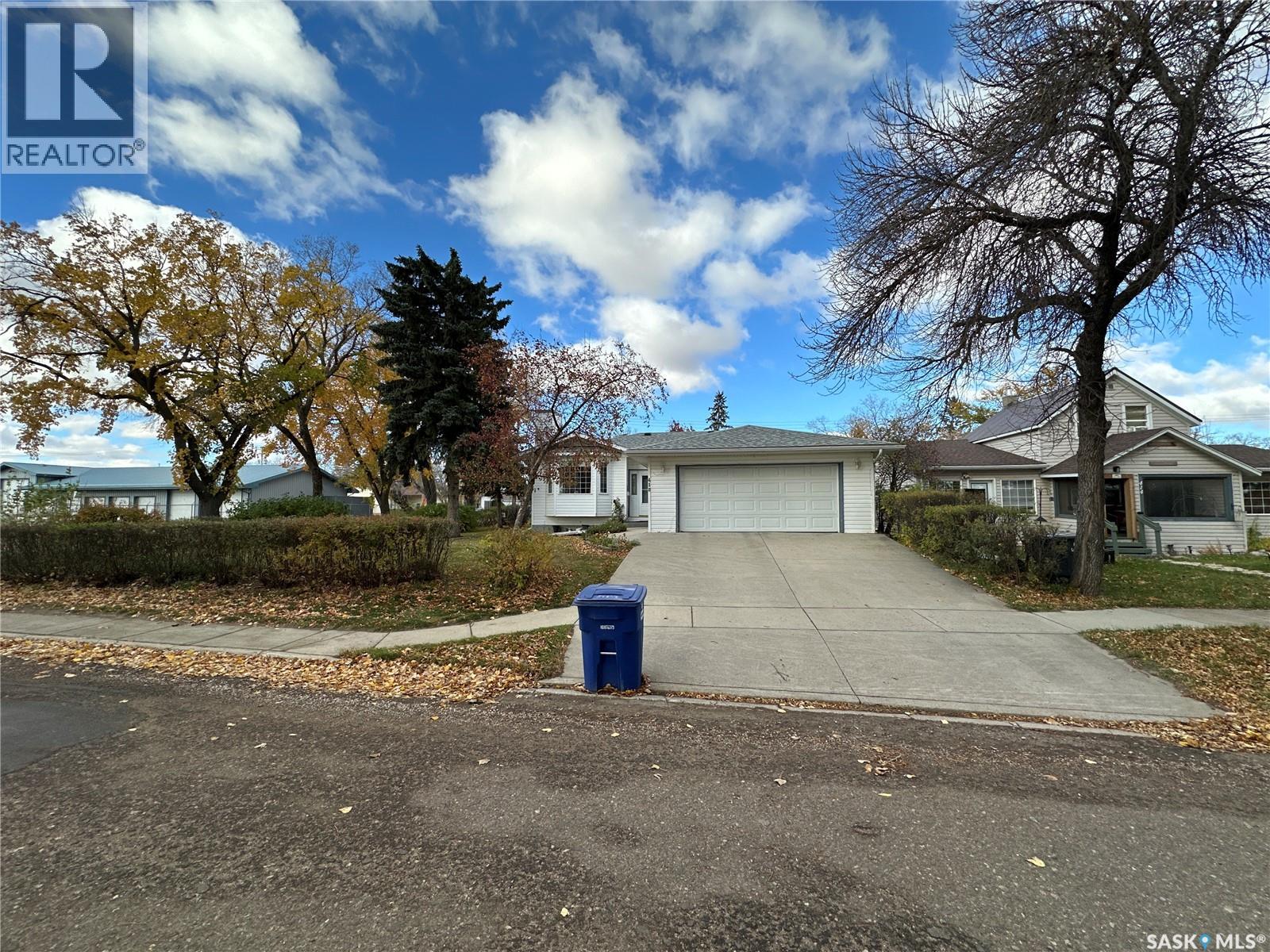418 Railway AVENUE - 21