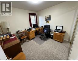 Laundry room - 418 Railway Avenue, Rosthern, SK S0K3R0 Photo 13