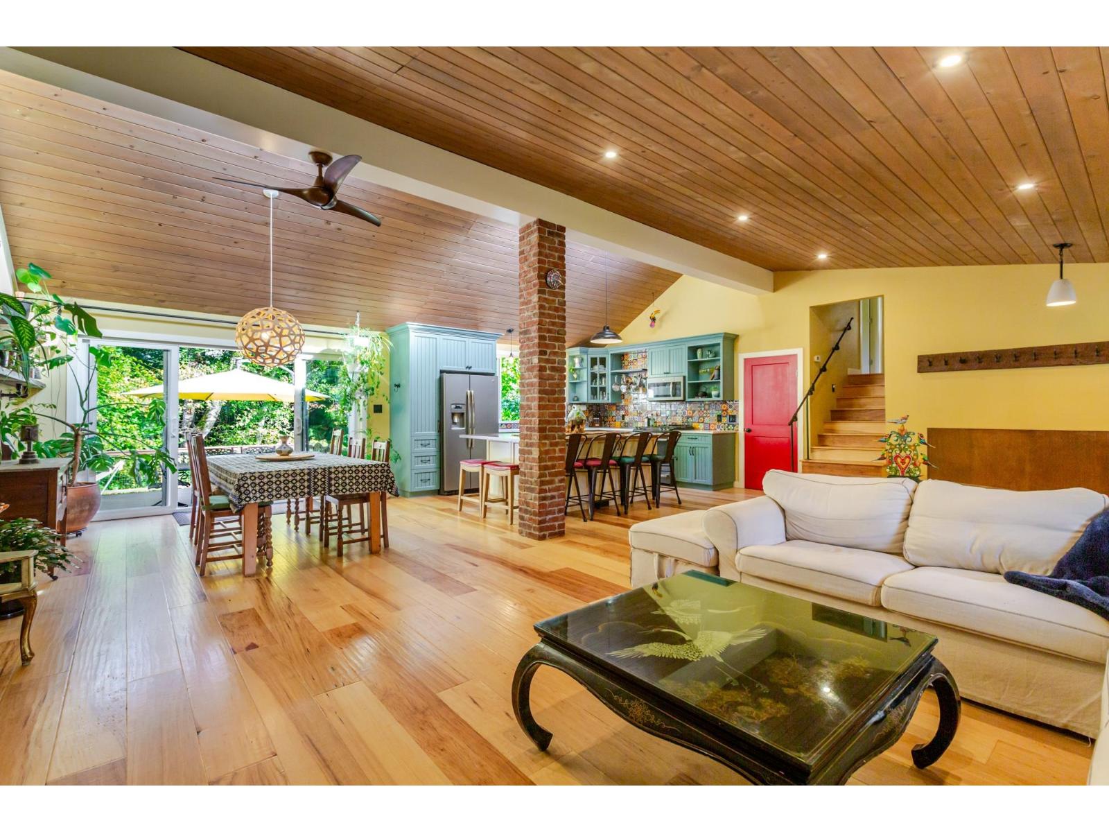 Photo of 4958 198B STREET 21