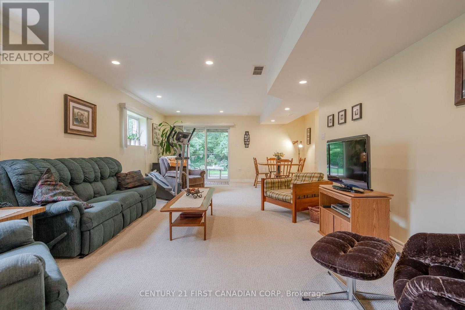 1611 Blackmaple Crescent — photo 16